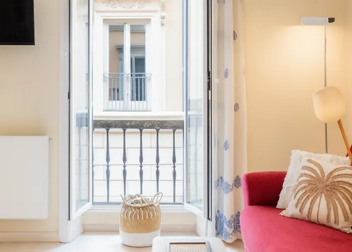 Hiro A Piazza Di Spagna Roma