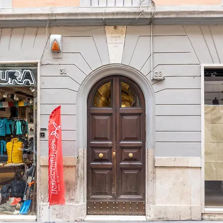 Hiro A Piazza Di Spagna